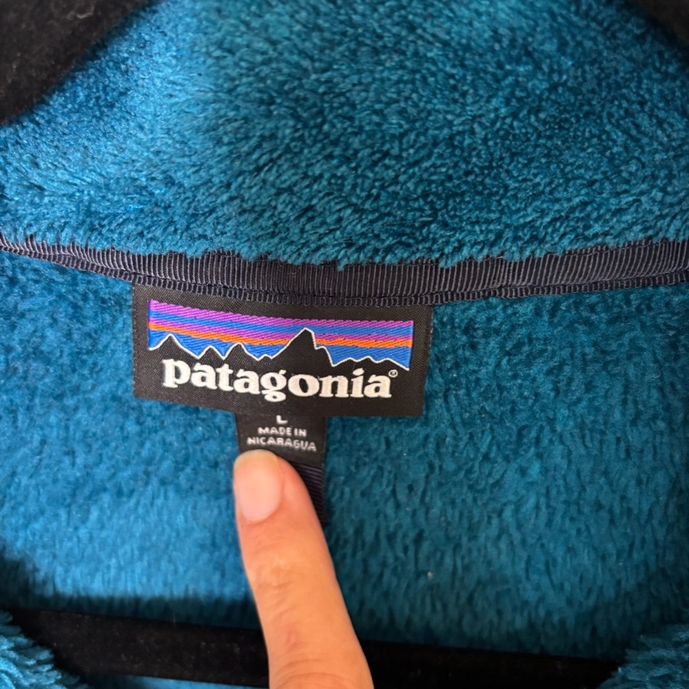 Patagonia Polartec Re-Tool Synchilla Snap T Fleece Pullover
Blue Teal Large - Picture 7 of 10